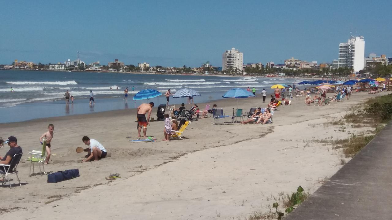 Praia Com Conforto Гуаратуба Экстерьер фото